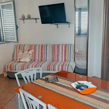 Aurora House * San Lucido